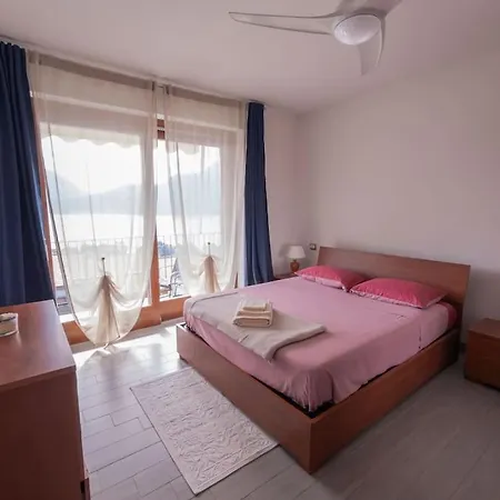 Lejlighed Casa May- Terrace, Lake View - Wifi - Parking *